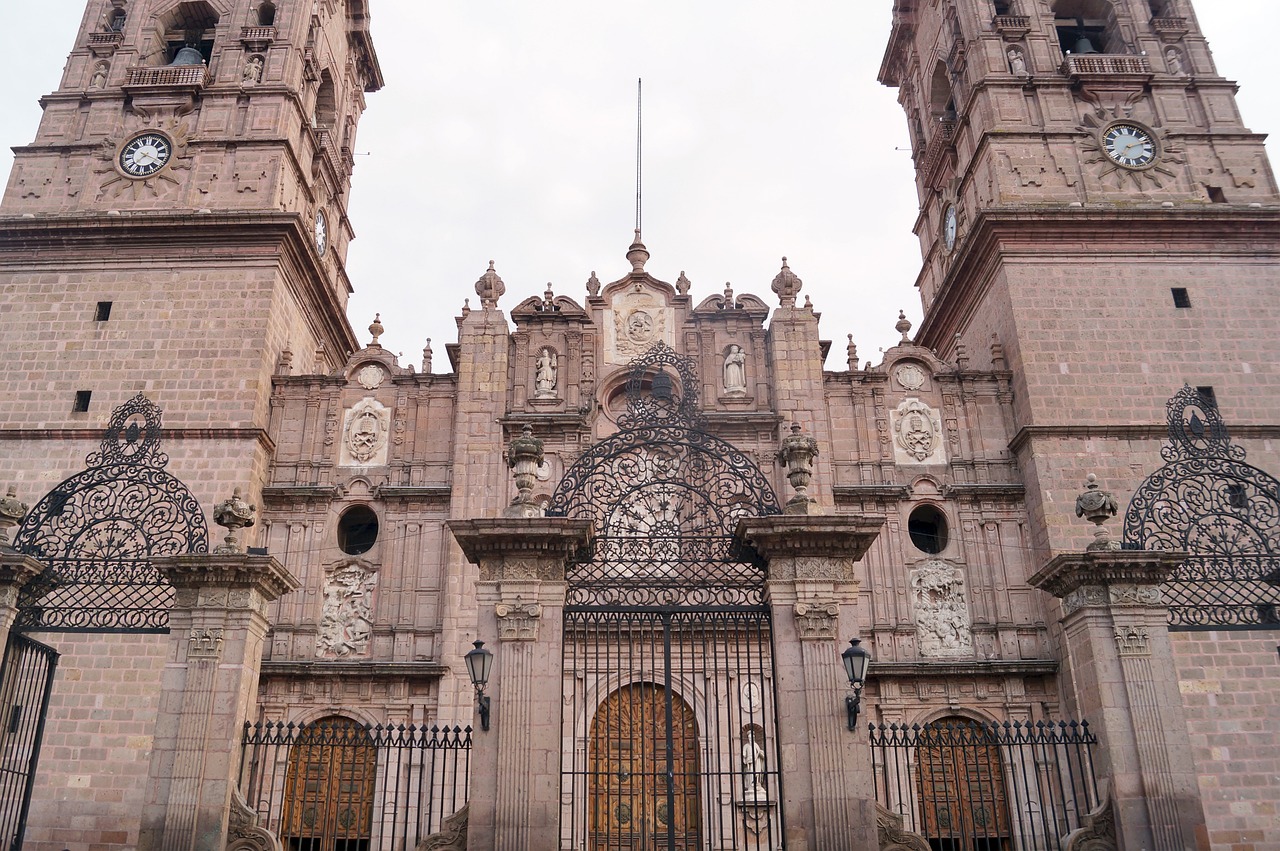 Romantic Getaway in Morelia: Heritage and Love