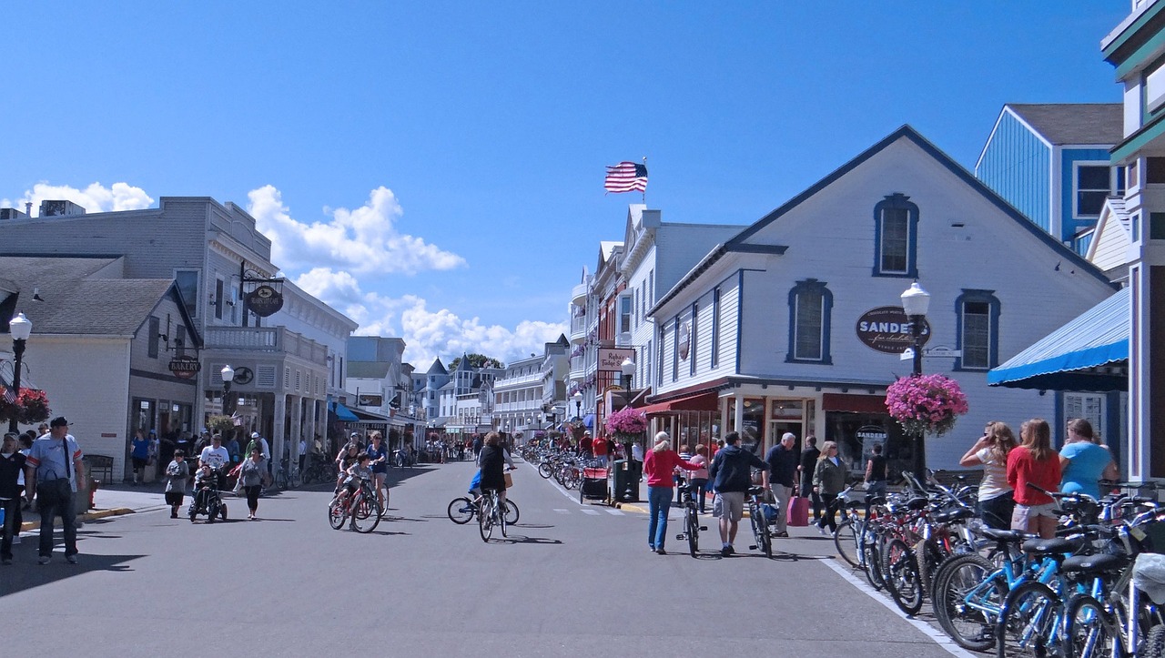 Exploring Mackinac Island: Scavenger Hunts and Culinary Delights