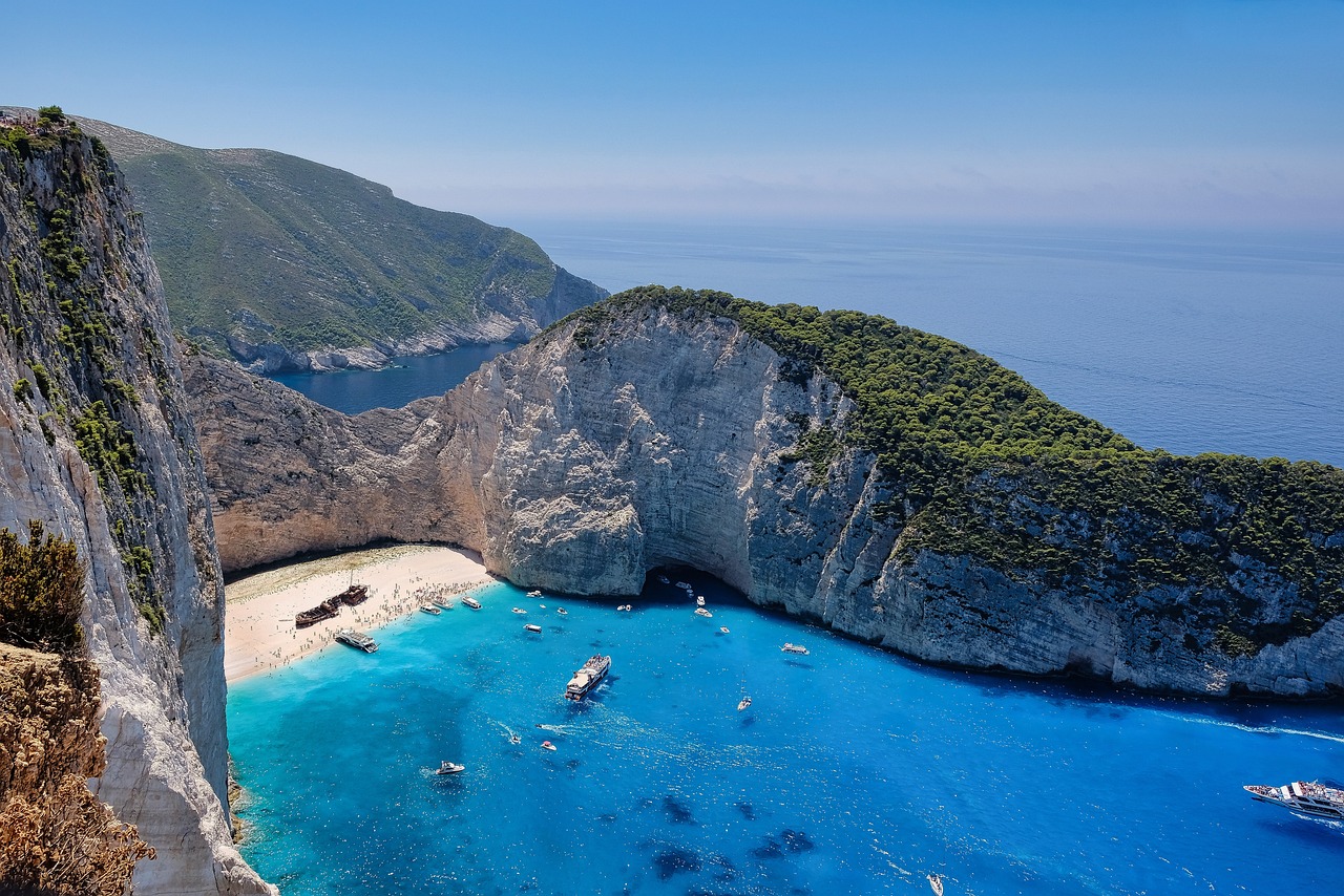 Esplorazione delle Spiagge e delle Grotte di Zakynthos