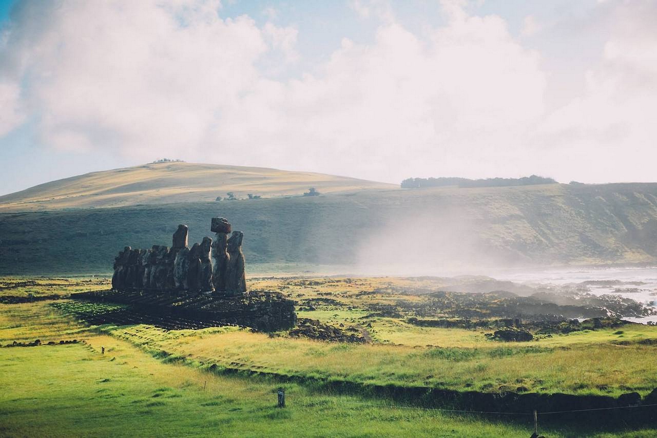 Easter Island Adventure: SUP, E-Foil, and Scavenger Hunt