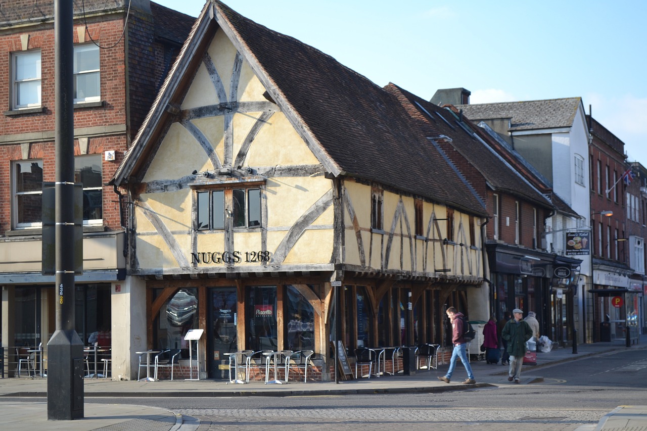 Stonehenge, Salisbury, and English Countryside Delights