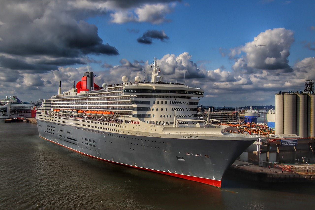 Luxurious Southampton and Beyond: A 21-Day Cunard World Cruise Experience