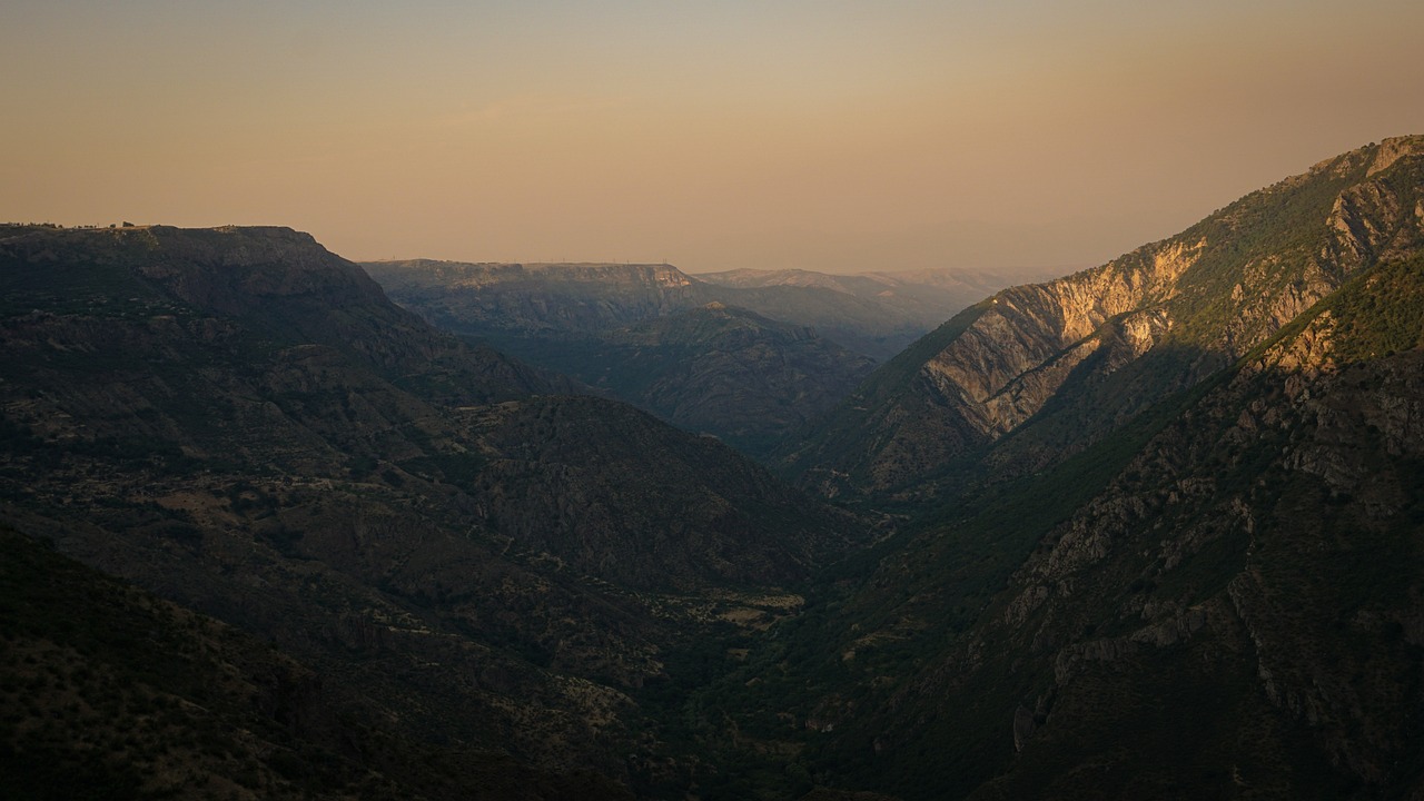 Esplorazione di Garni, Geghard e la Cucina Armena