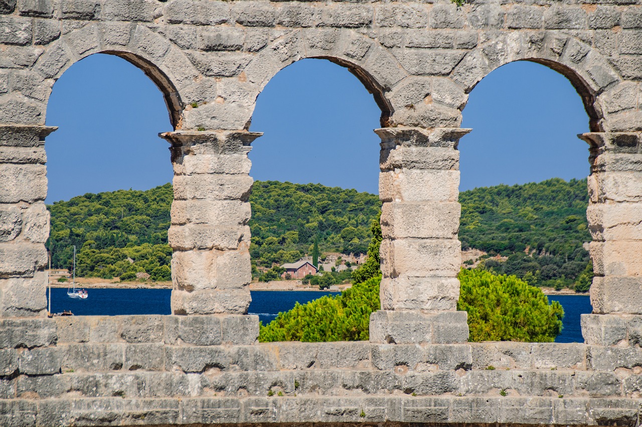 Roman Ruins, Seafood Delights & Dolphin Watching in Pula