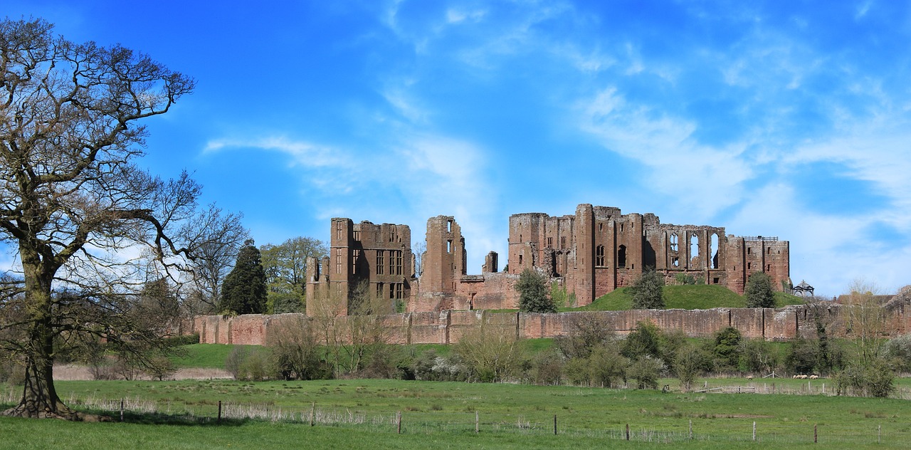 Historic Warwickshire: Castles and Countryside