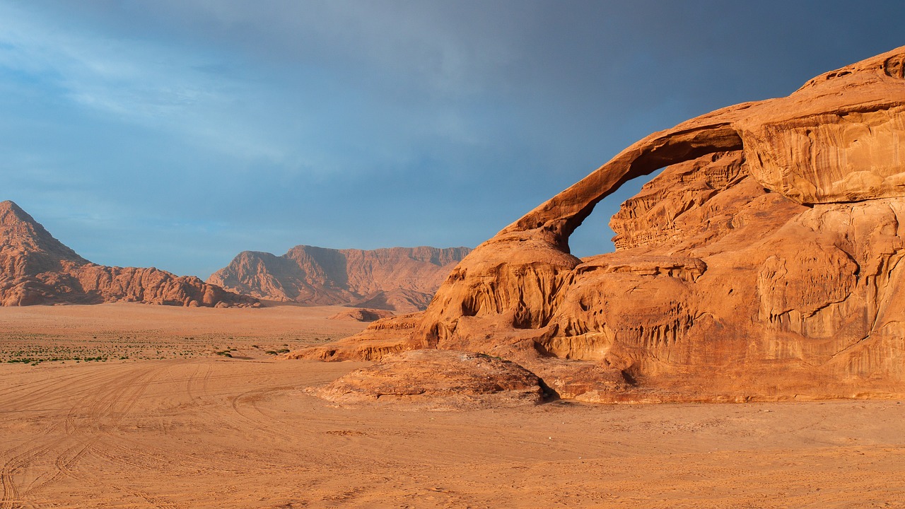 Ultimate 5-Day Adventure in Wadi Rum: Jeep Tours, Camel Rides, and Stargazing