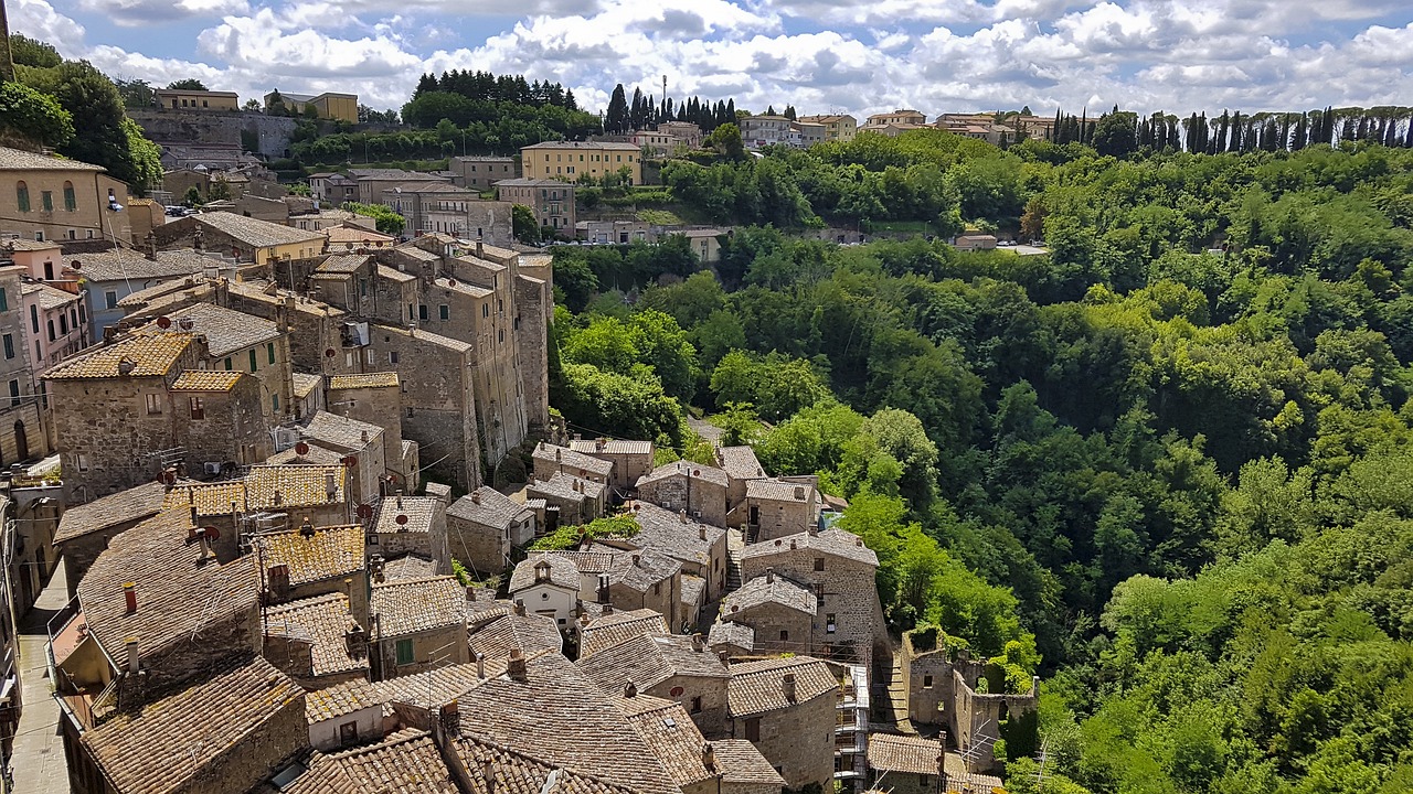 Etruscan Trails and Tuscan Delights in Sorano