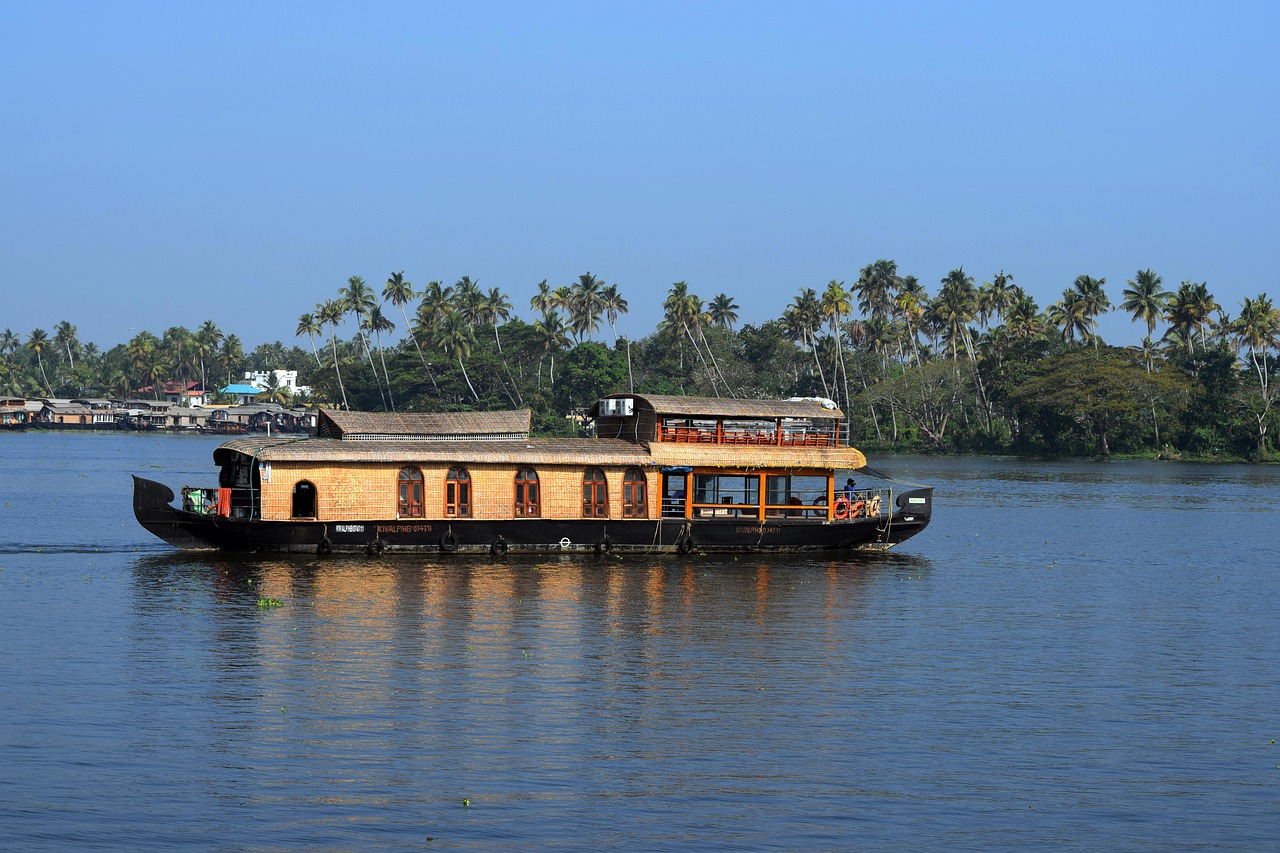 Tranquil Backwaters and Village Life in Kumarakom