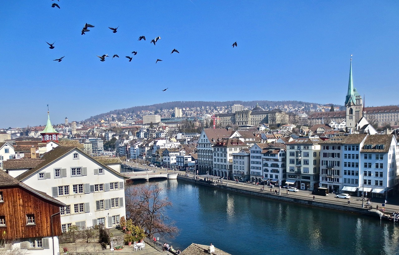 Scenic Swiss Getaway: Zurich, Lucerne, Interlaken