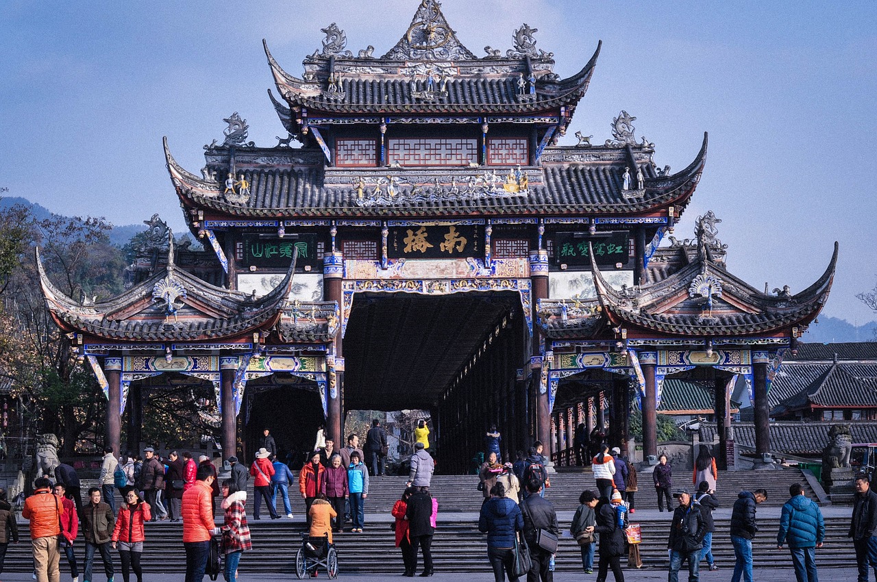 Culinary and Cultural Delights in Dujiangyan and Chengdu