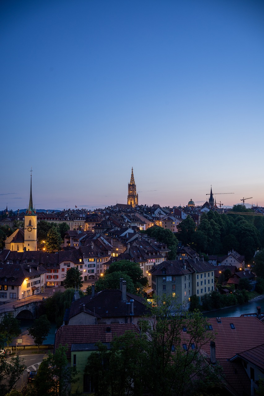 A Day in Bern: Old Town to Aare River