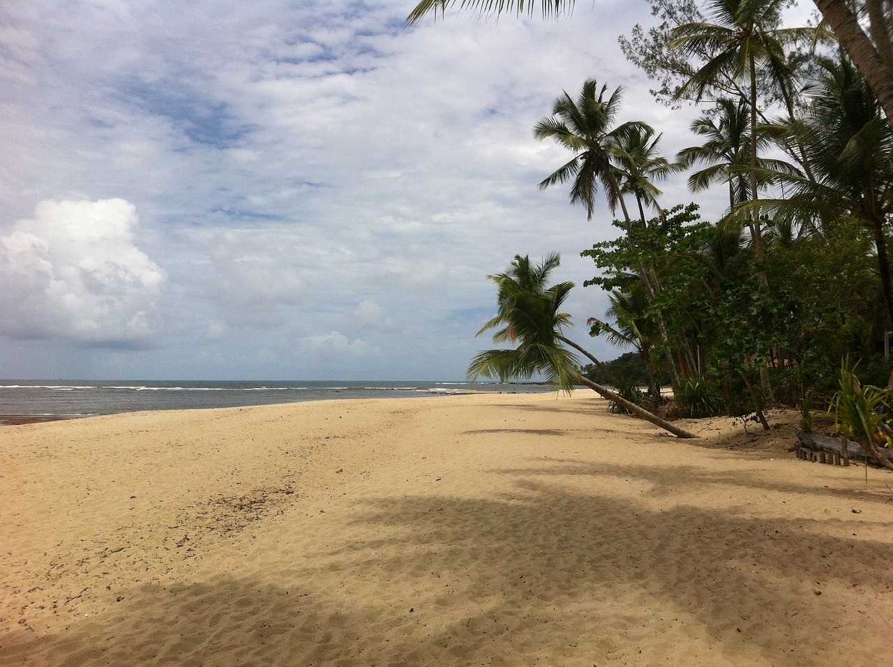 Island Hopping and Culinary Delights in Boipeba