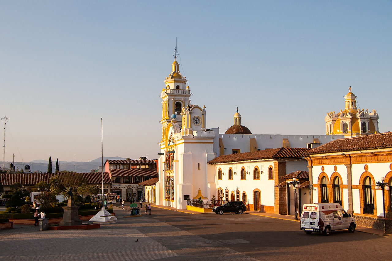 Chignahuapan Delights and Puebla Cathedral