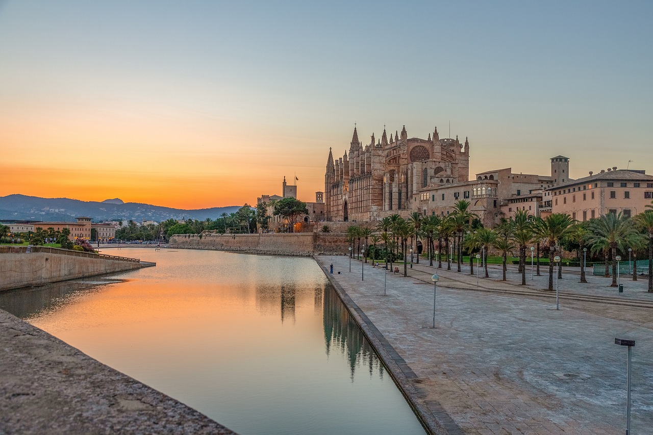 Beachside Bliss in Palma de Mallorca