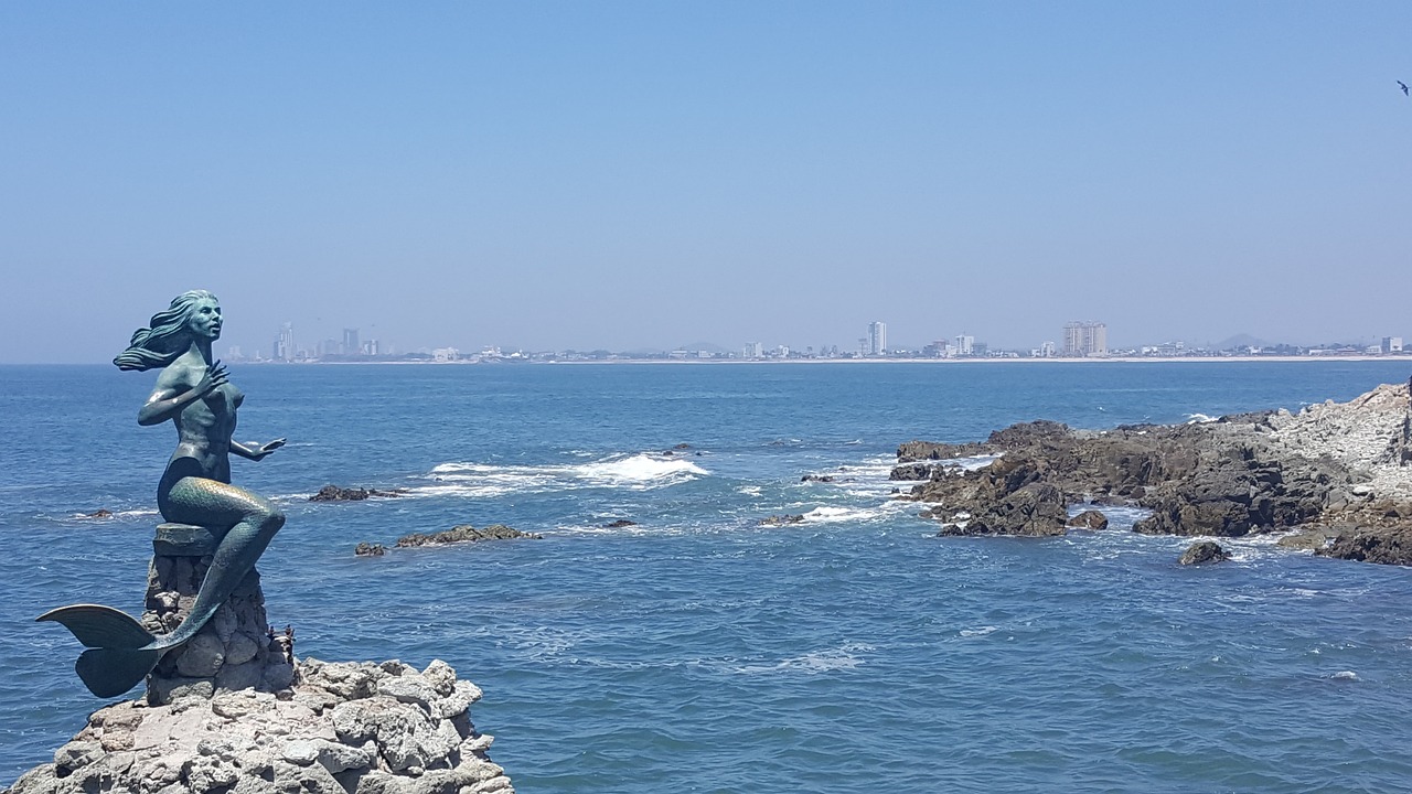 Experiencia de Playa y Cultura en Mazatlán