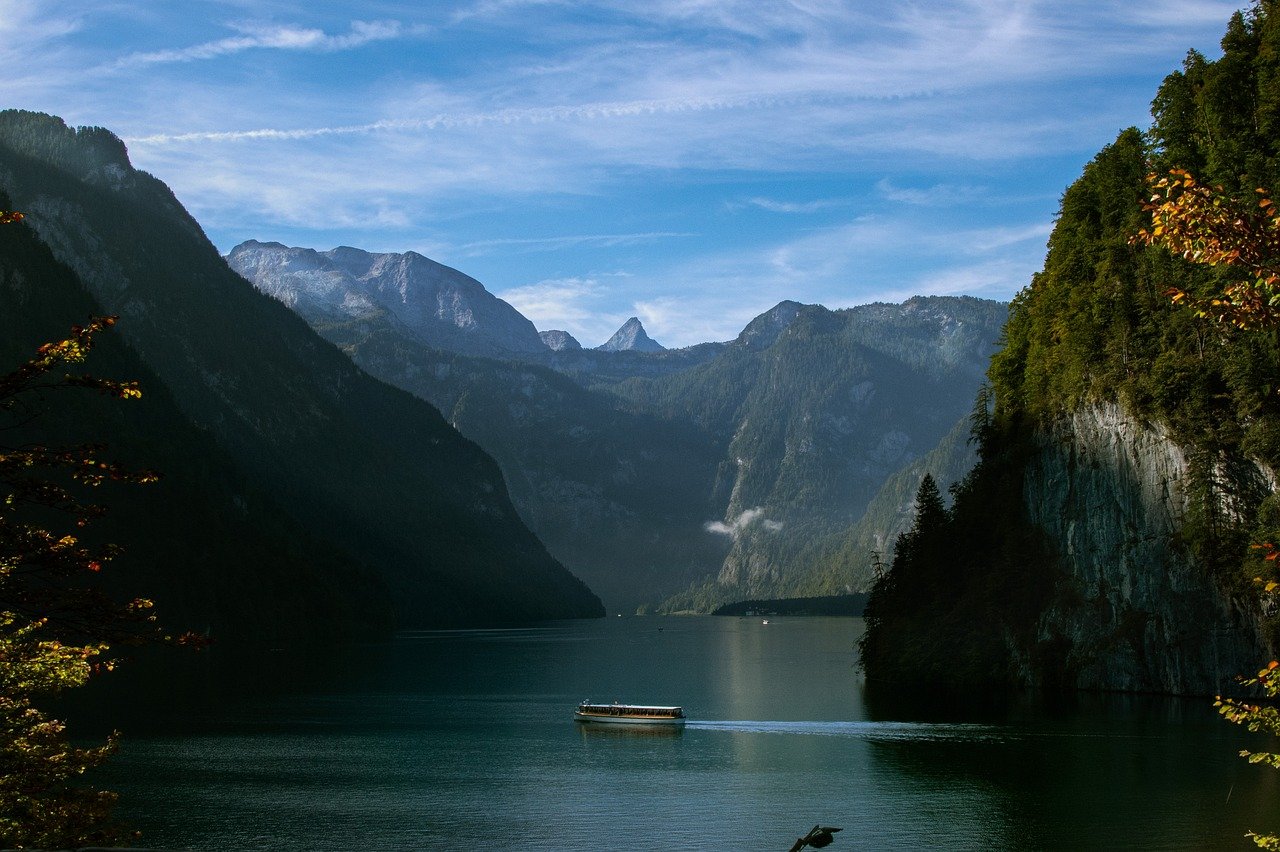 Romantic Getaway in Königssee: Lakeside Serenity and Alpine Adventures