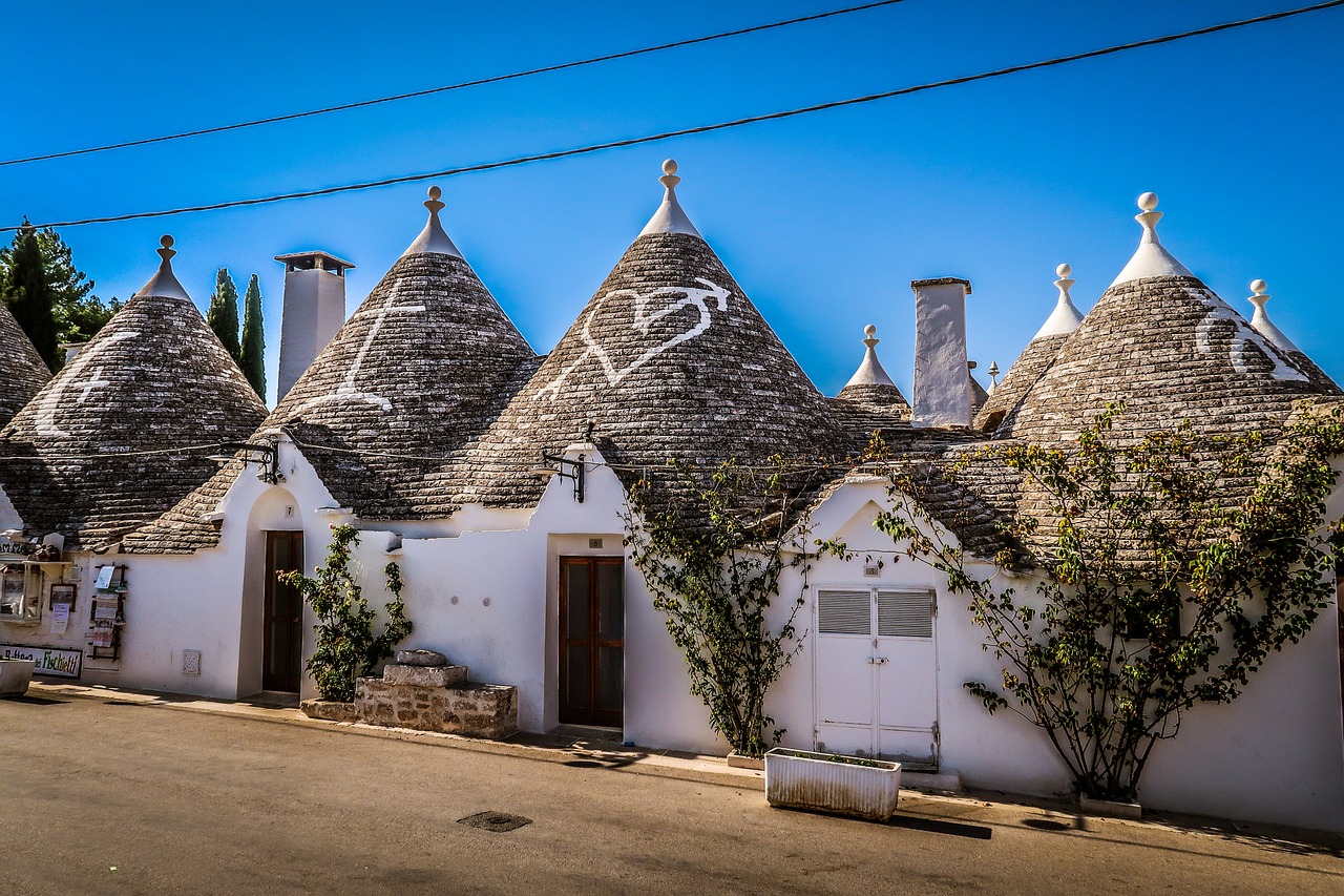 Trulli Houses and Countryside Delights in Alberobello