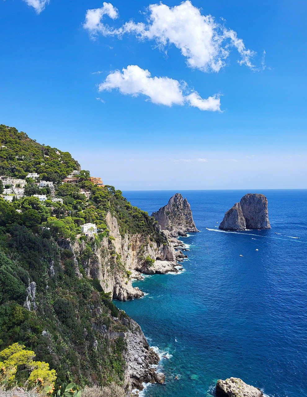 Romantic Getaway in Capri: Blue Grotto, Boat Tour, and Scenic Views