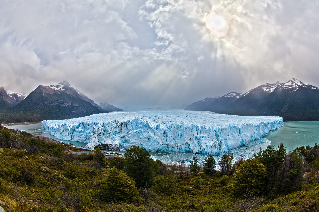 Patagonia Adventure: Glaciers and Gastronomy