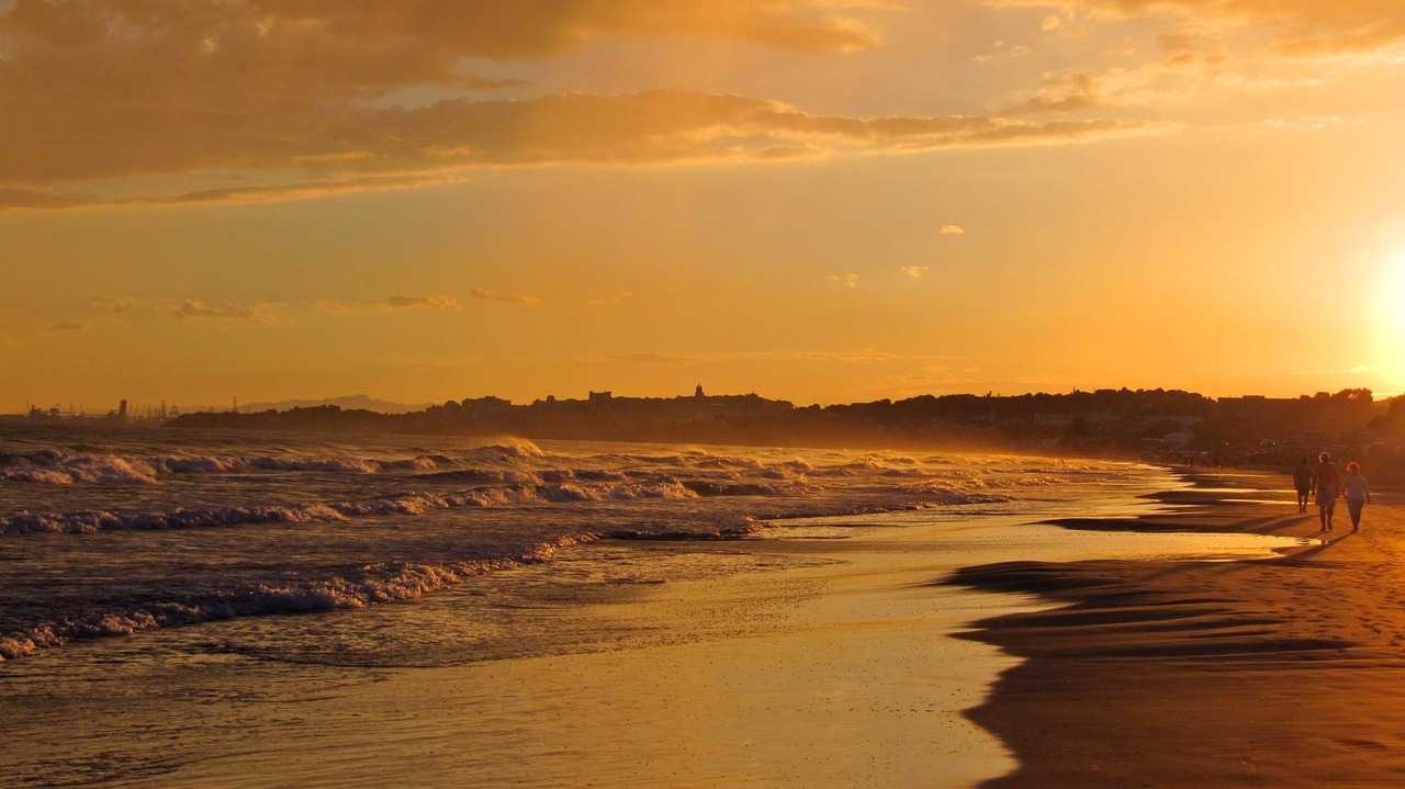 Historical Treasures and Local Delights in Tarragona