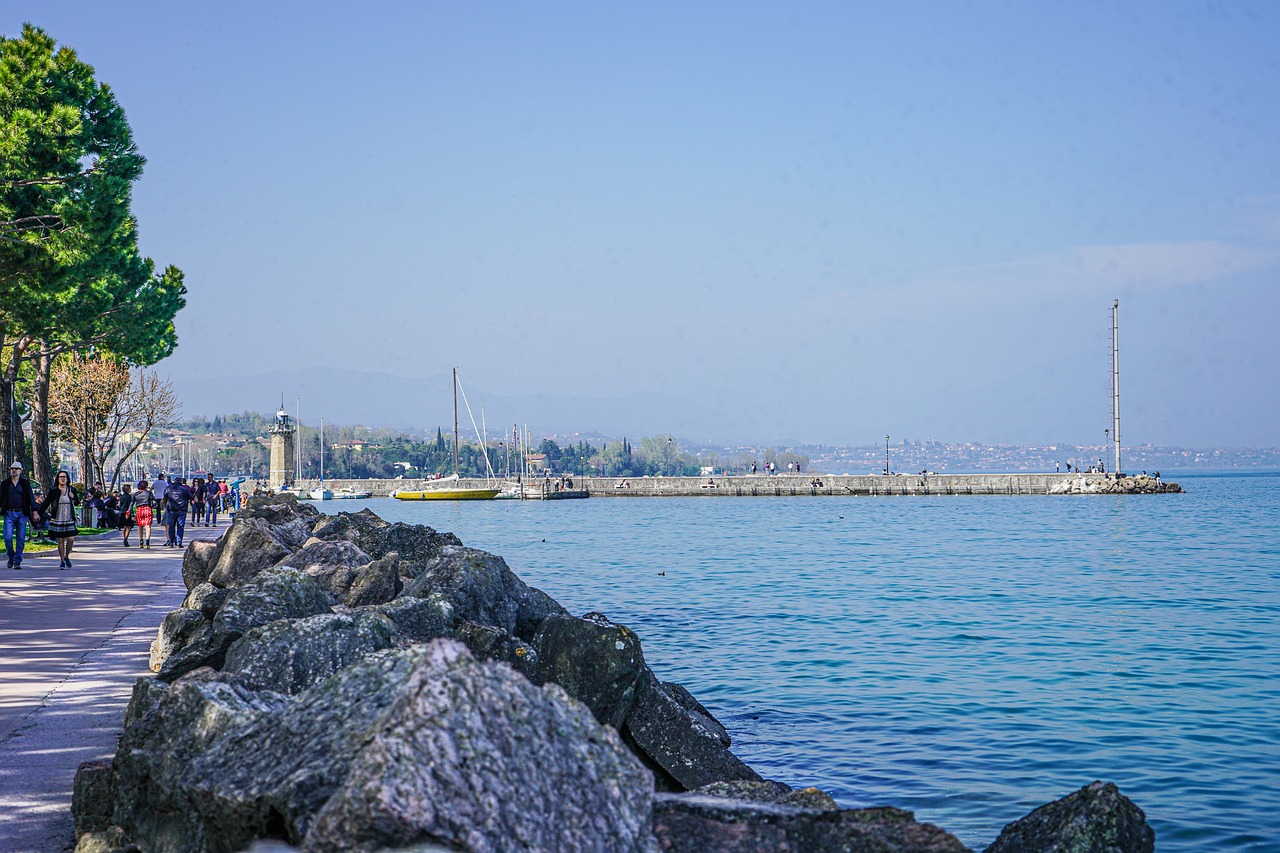 Esplorazione Gastronomica e Divertimento a Desenzano del Garda