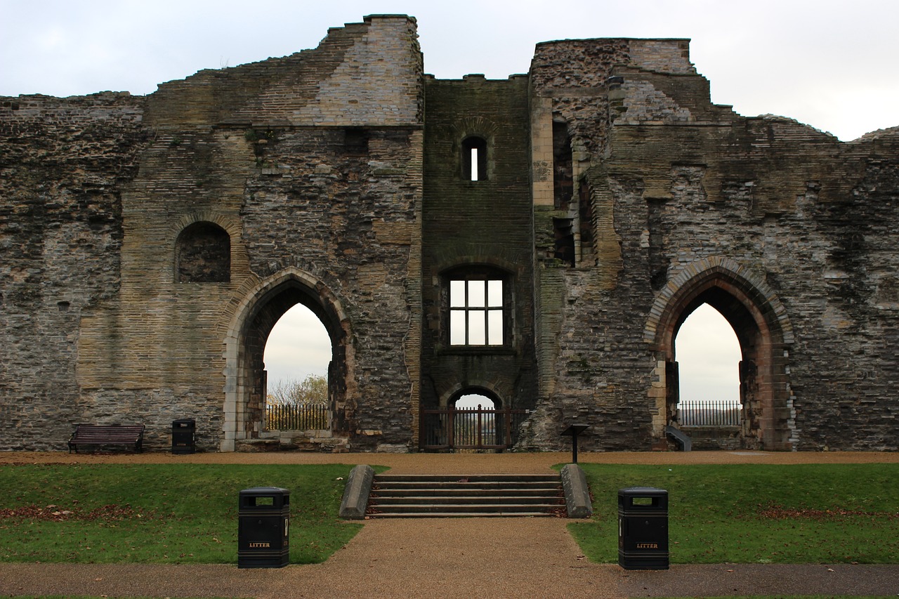 Immersive Heritage and Culinary Delights in Newark-on-Trent