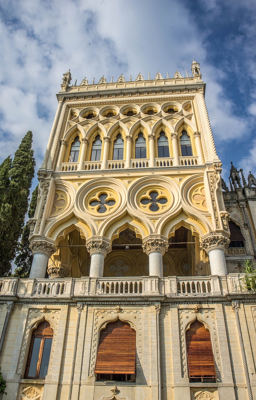 Wine and Dine by Lake Garda