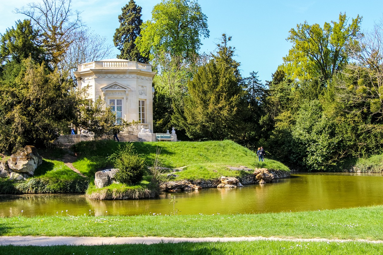 Royal Retreat in Versailles: Palace, Gardens & Local Delights