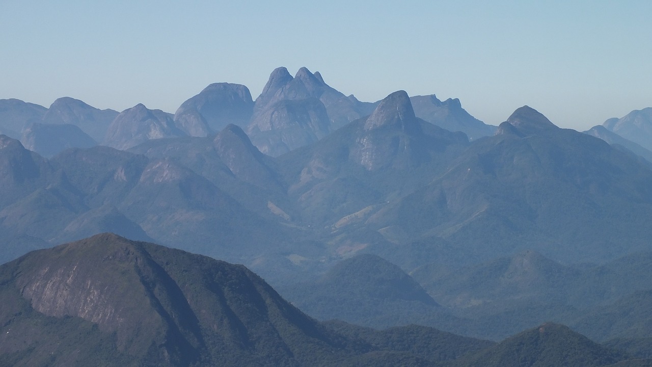 Explorando a Natureza e a Gastronomia de Teresópolis