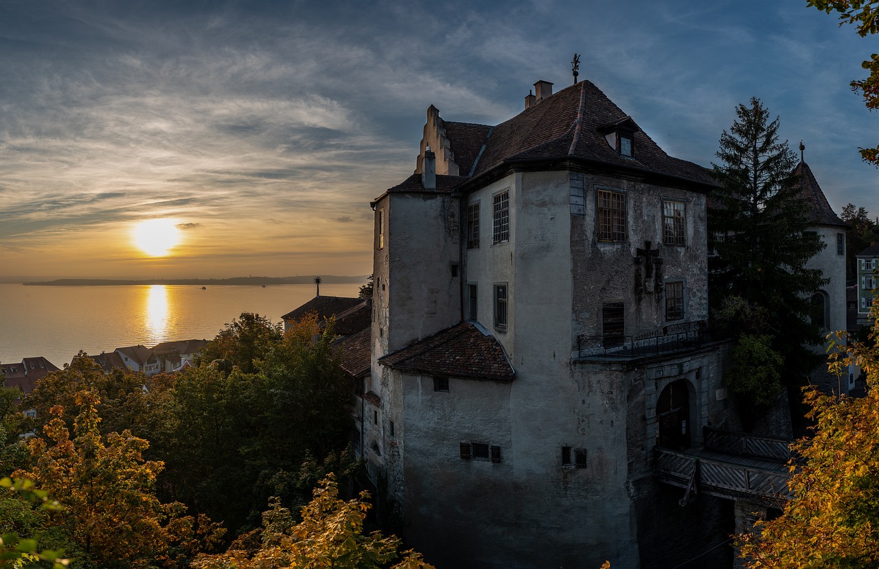 Charming Meersburg: Lake Constance Delights