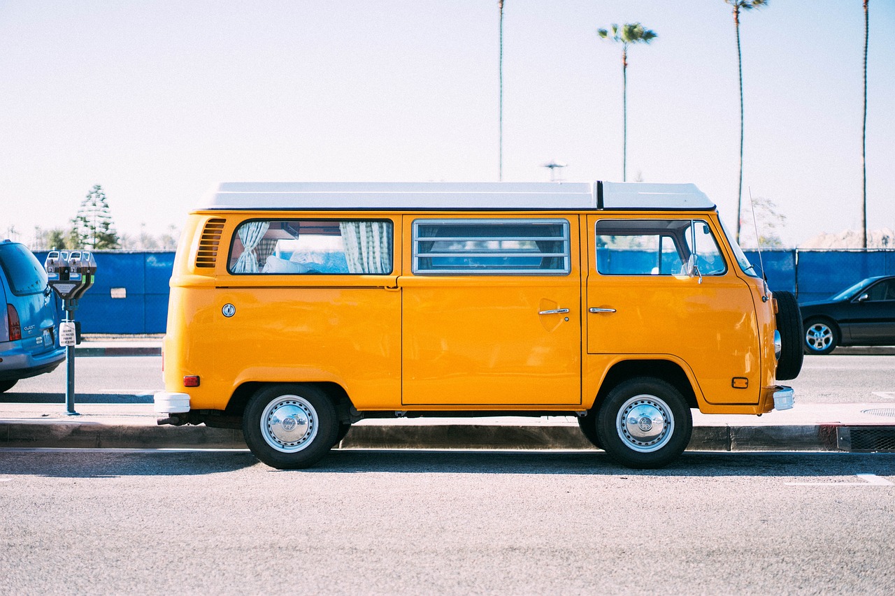 Van Delights: Market, Prayers, and Culinary Feasts