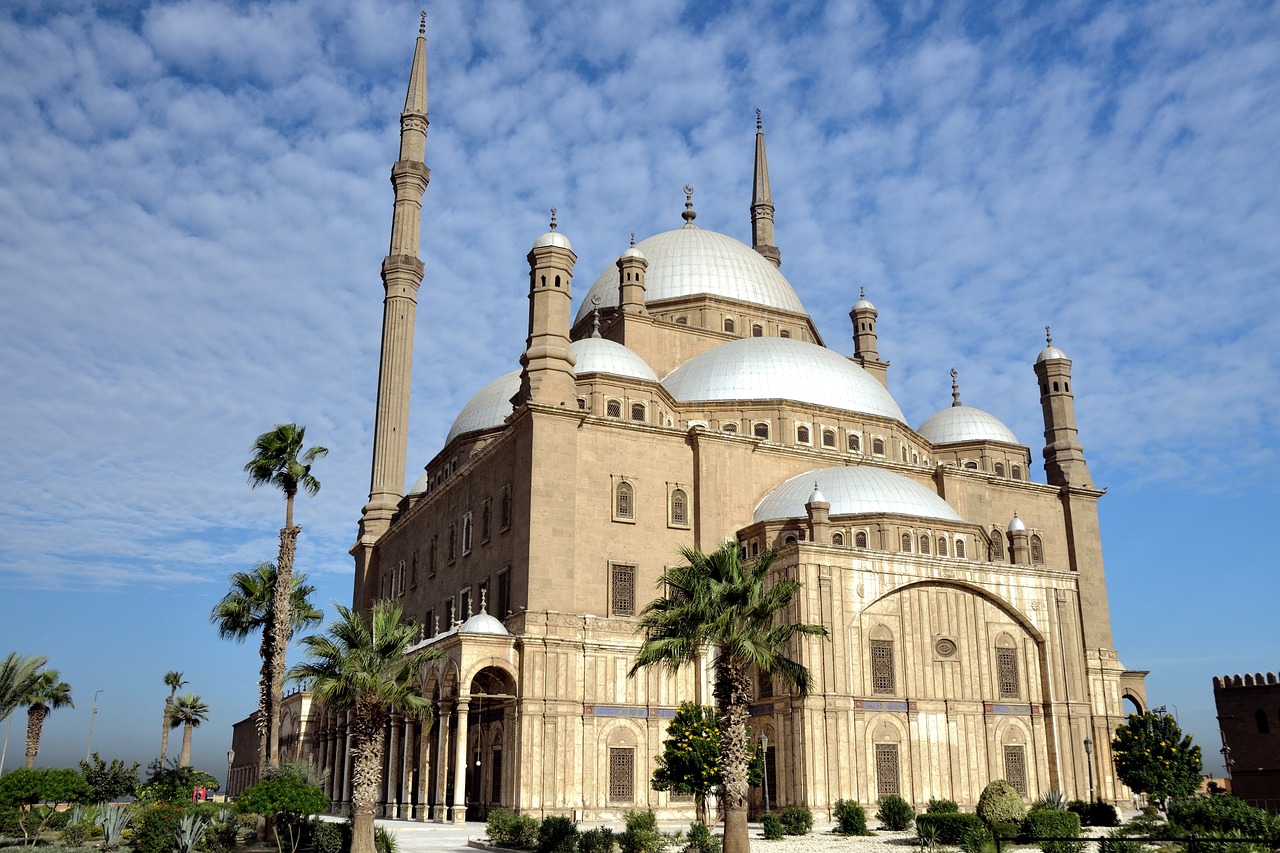 Explorando la Antigua y Moderna El Cairo