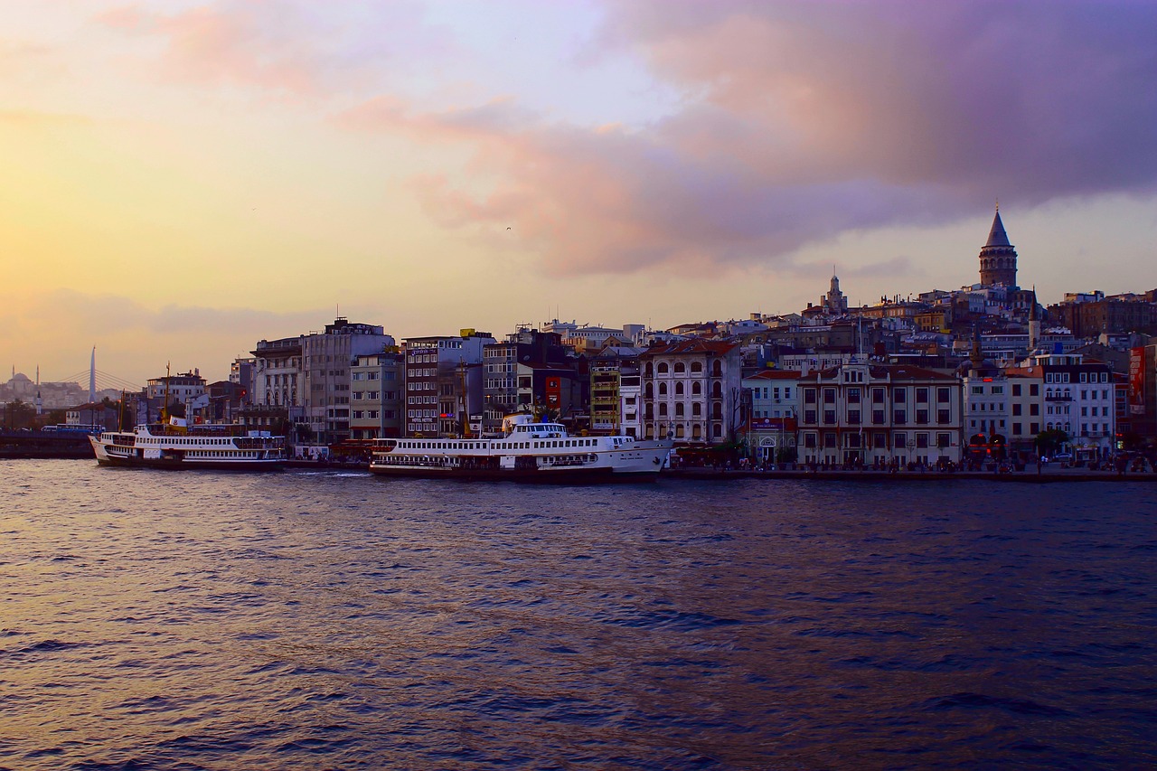 1 Day Exploring Karakoy's Vibrant Streets