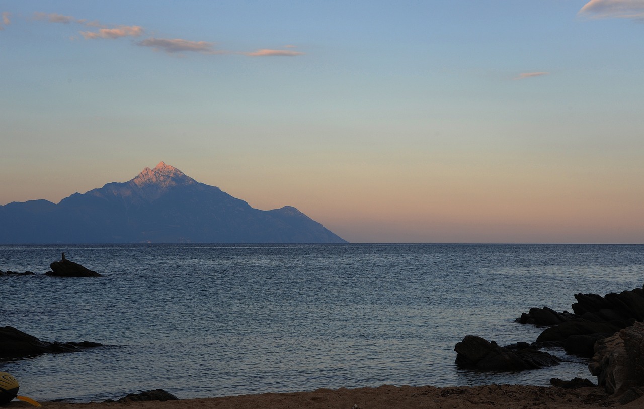 Sailing and Sightseeing in Halkidiki