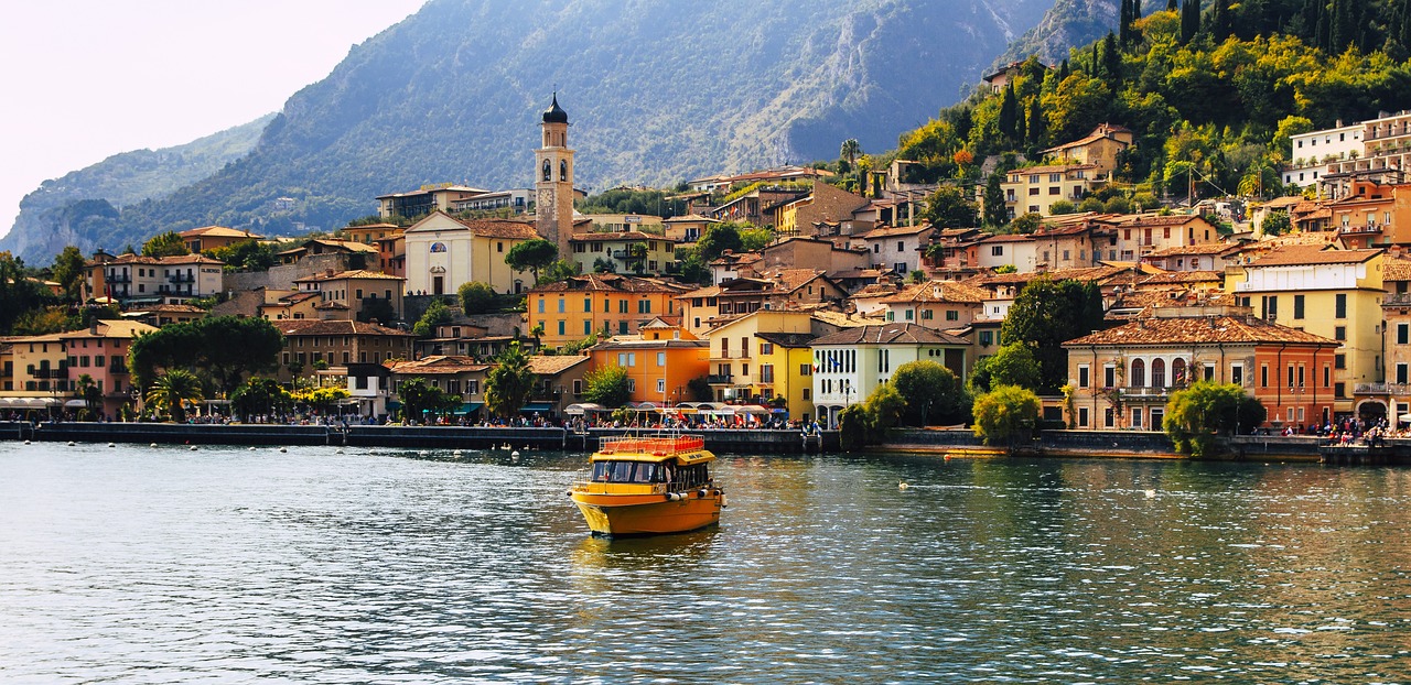 Lake Garda and Surroundings: 5-Day Itinerary from Brescia