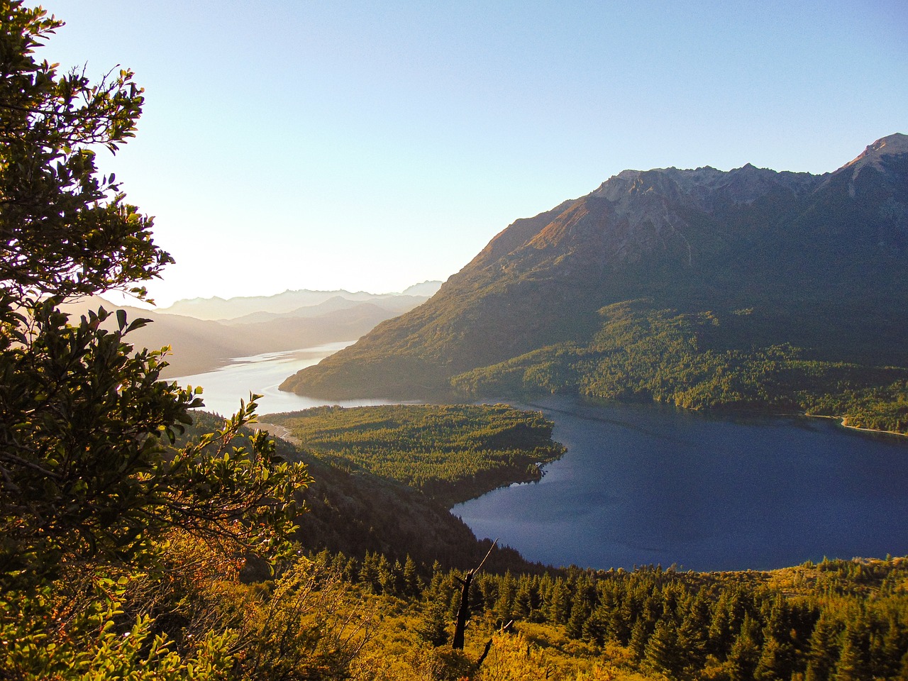 A Day of Nature and Gastronomy in Epuyén