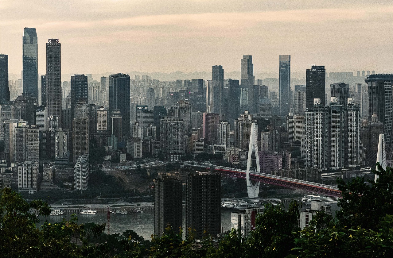 4 Days Exploring Urban Nightlife and City Views in Chongqing