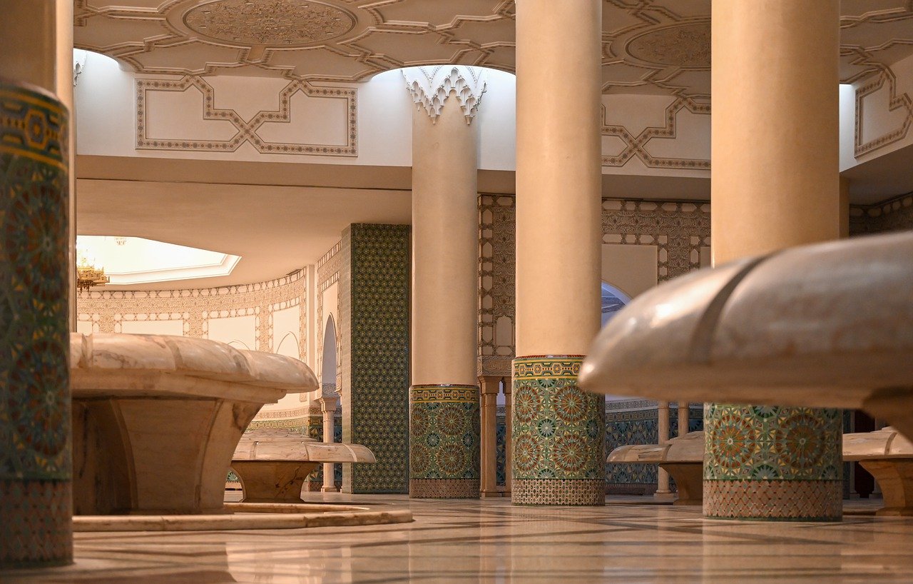 Cultural Immersion in Casablanca: Hassan II Mosque and Beyond