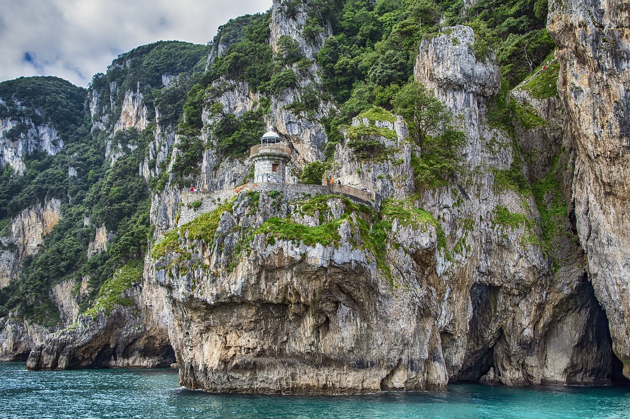 3-Day Adventure in Parque Nacional de Taï