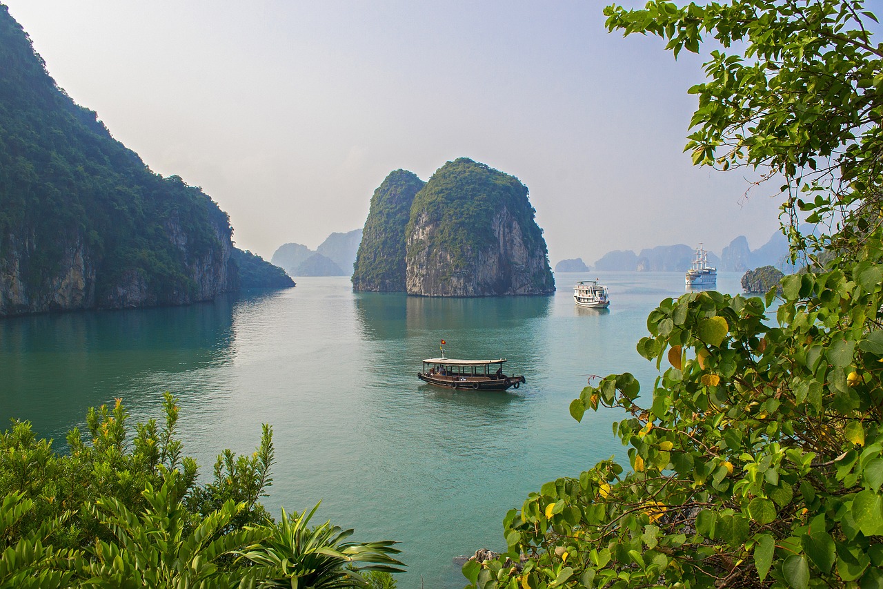 4-Day Adventure in Halong Bay