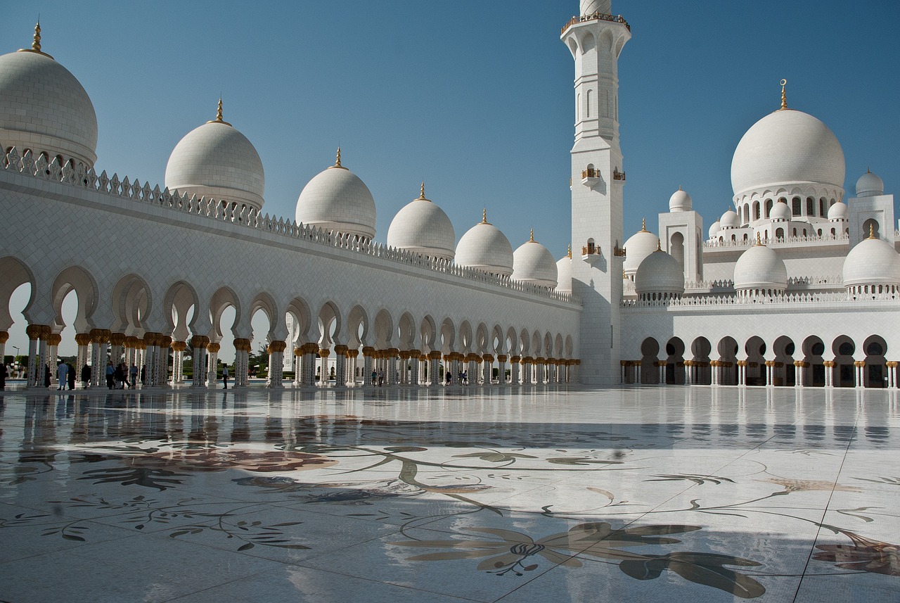 7 Days in Abu Dhabi with a 10-Year-Old