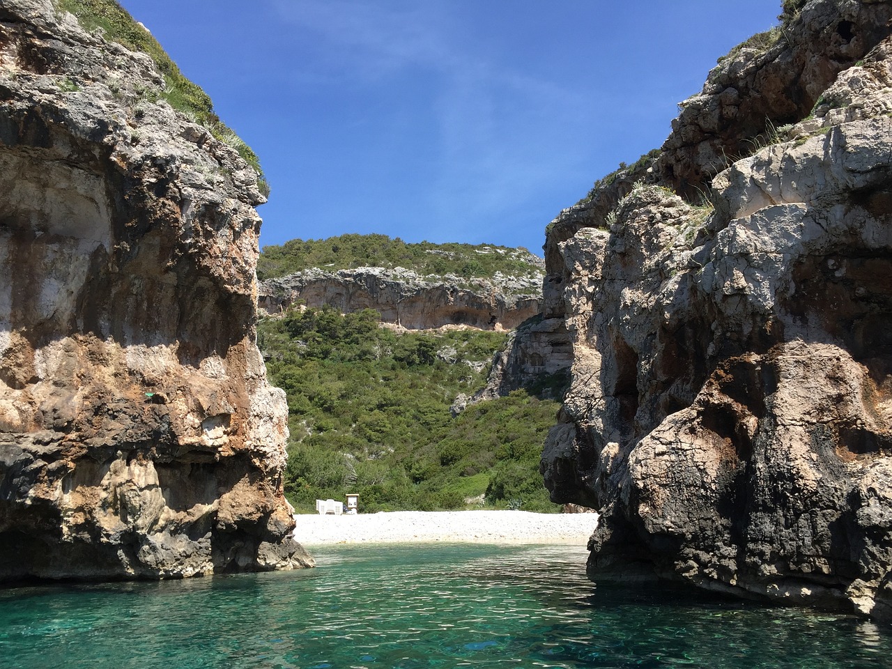 3-Day Adventure in Stiniva Beach, Vis