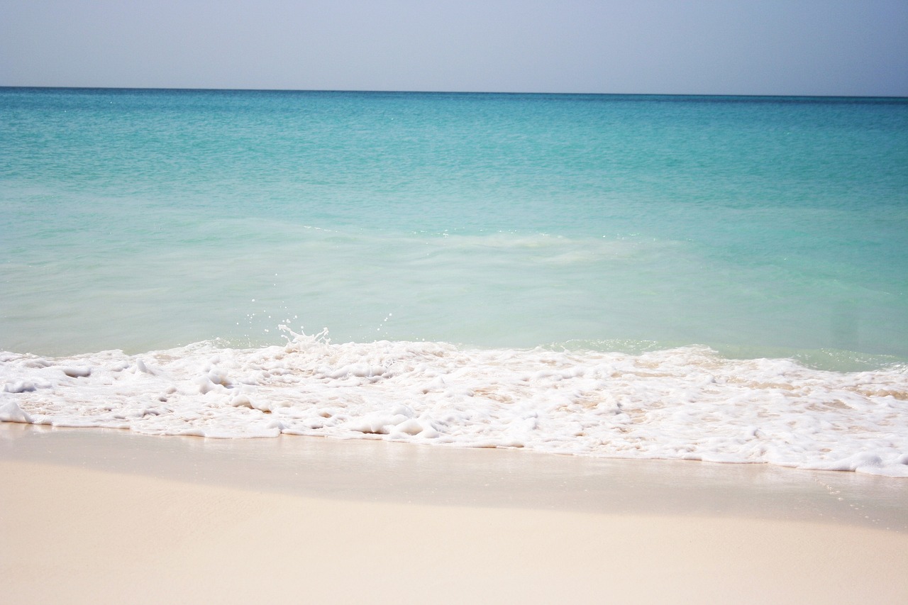 5 Days Romantic Beach Vacation in Aruba