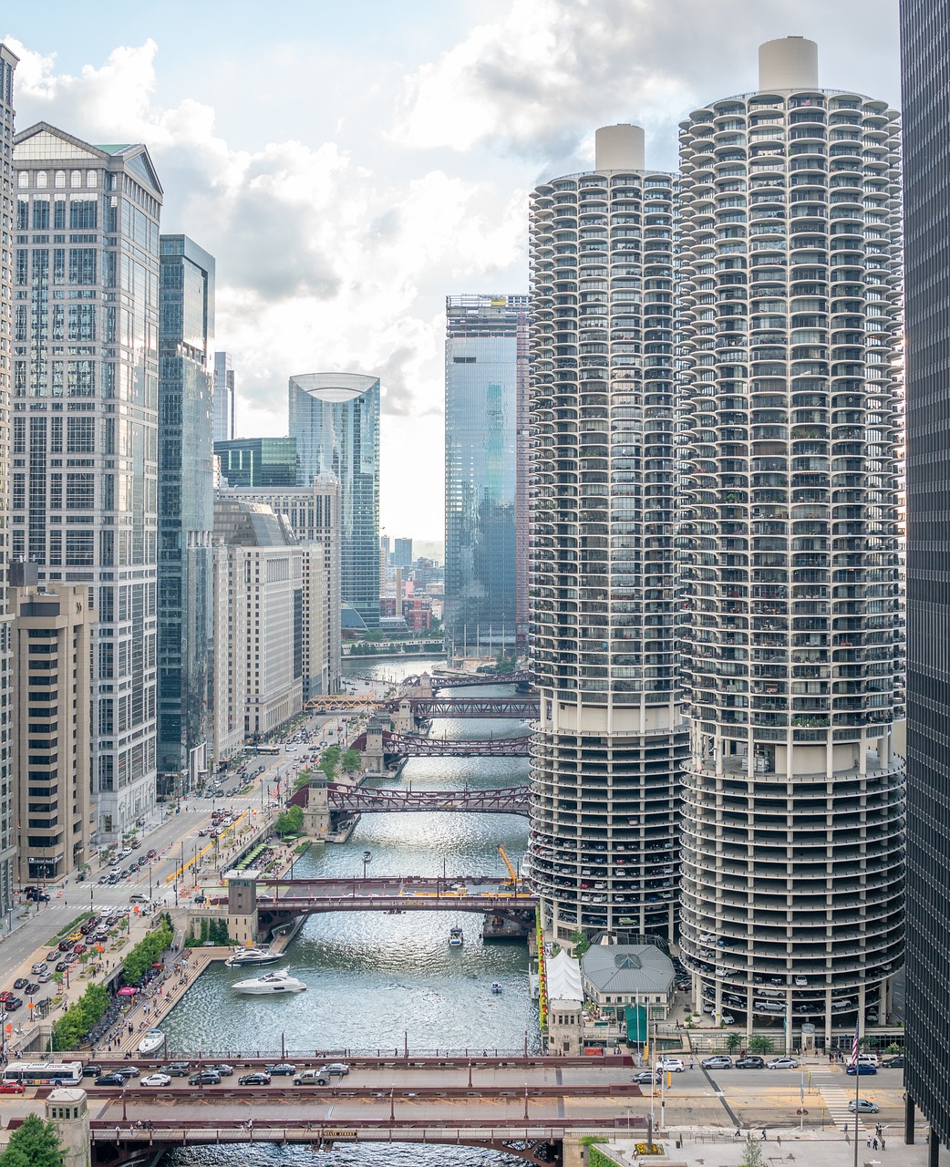 1-Day Chicago Riverwalk Adventure