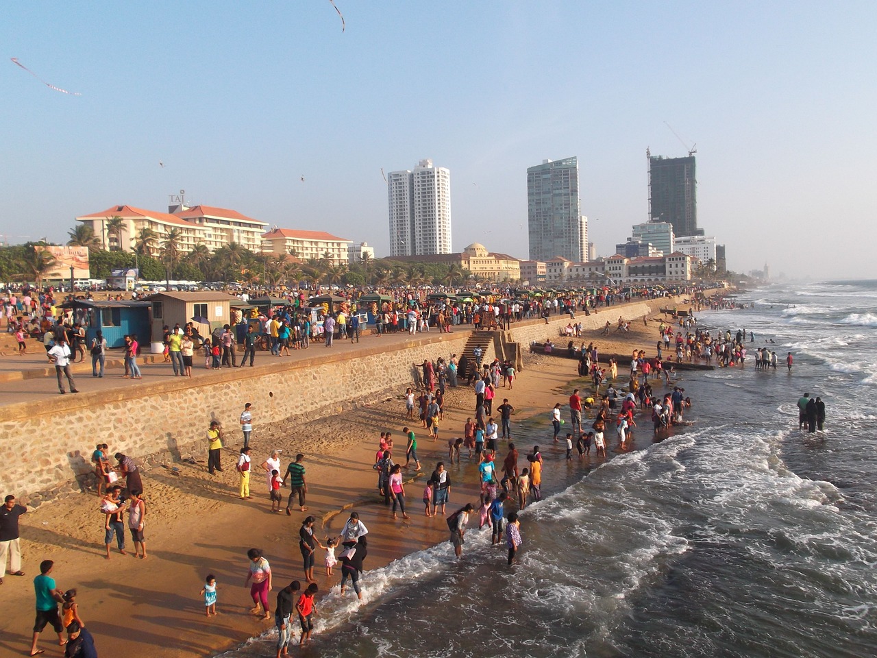 7 Days of Colombo Adventures