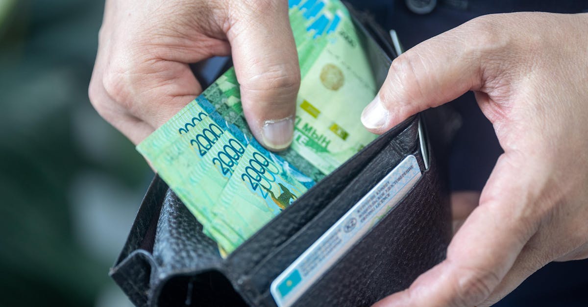Ask Layla: plan my 5-night Budget trip, mid-range budget, with a realistic budget and confirmed-sour...