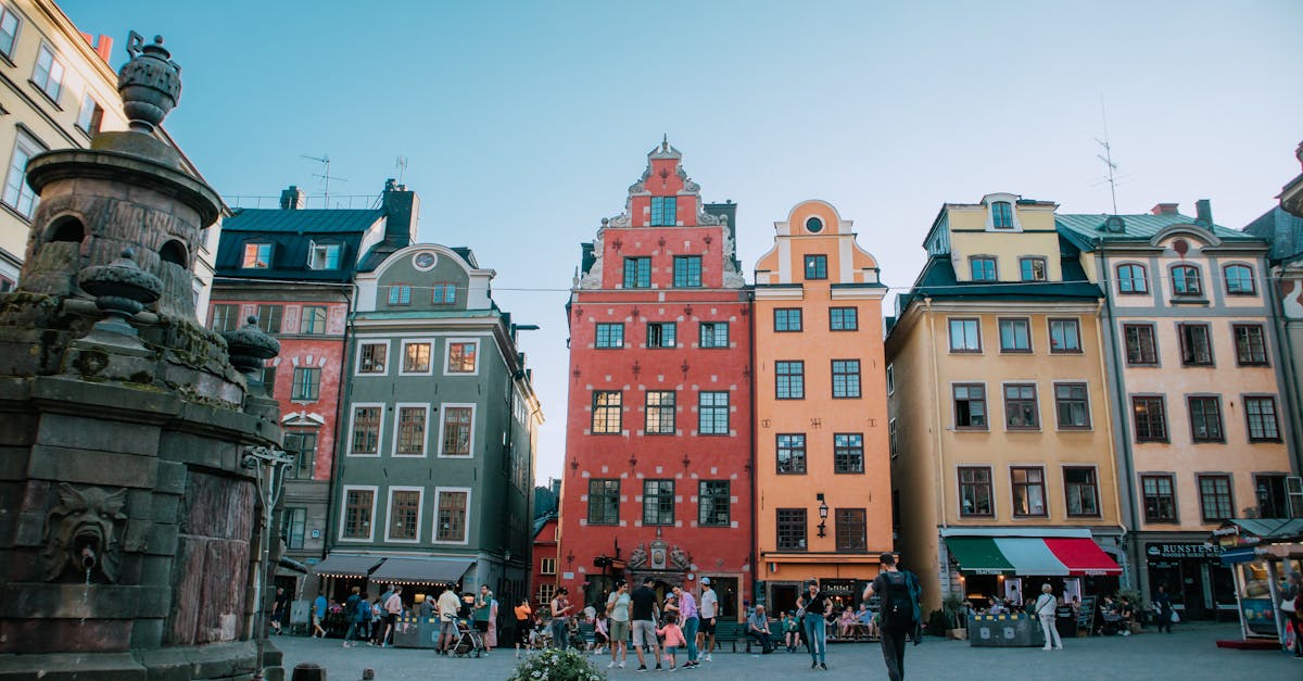 Ask Layla: plan a two-night getaway that fits my dates  Plan my weekend
