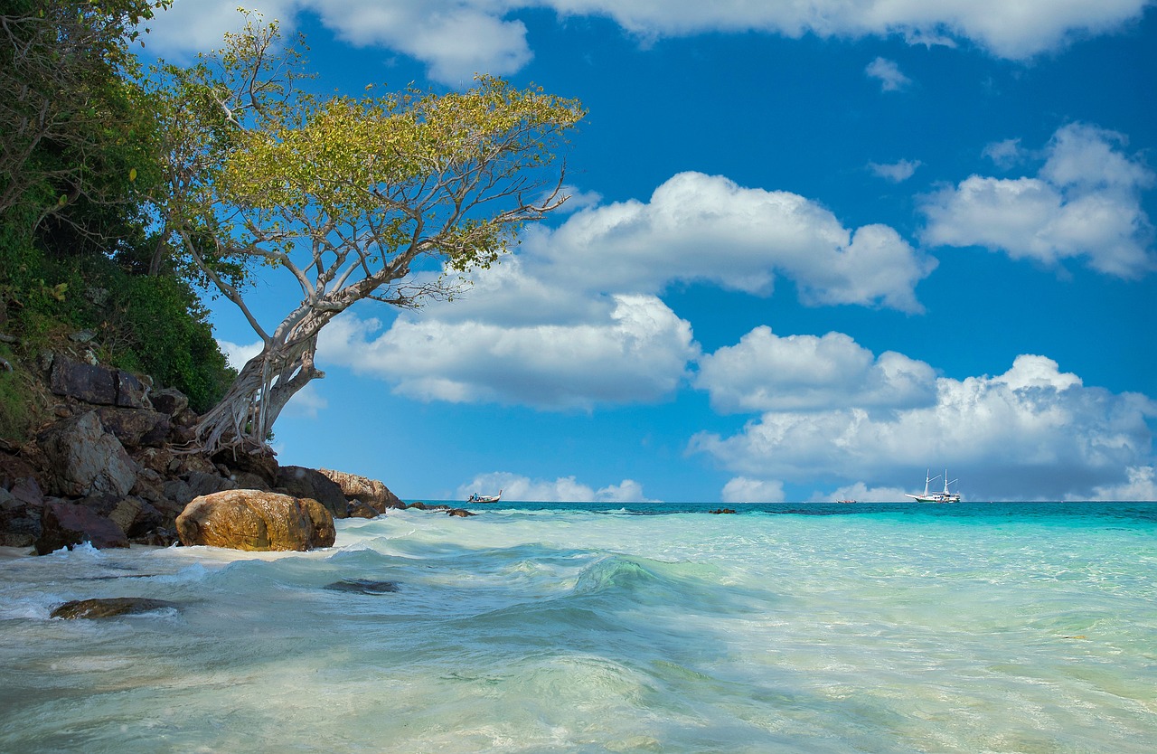 Ask Layla: should I base in Bangkok, Chiang Mai, or the islands for my first trip  Where to base in ...