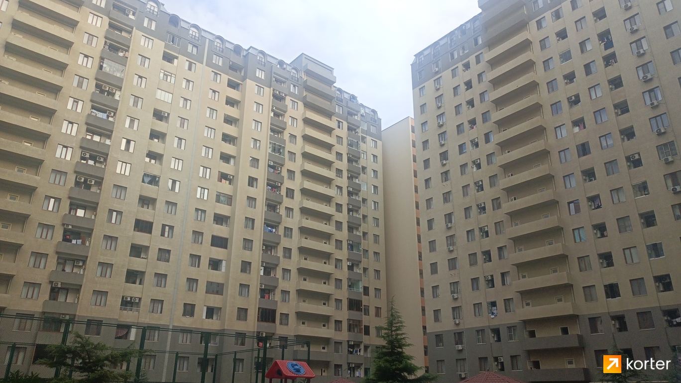 Tikinti gidişatı Qarayev Apartments - Rakurs 5, İyul 2022