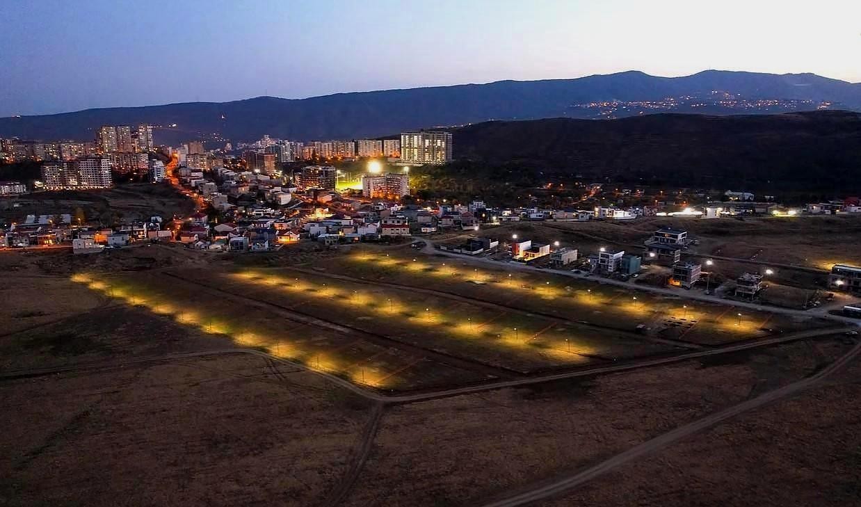 Lisi Backyards в Тбилиси